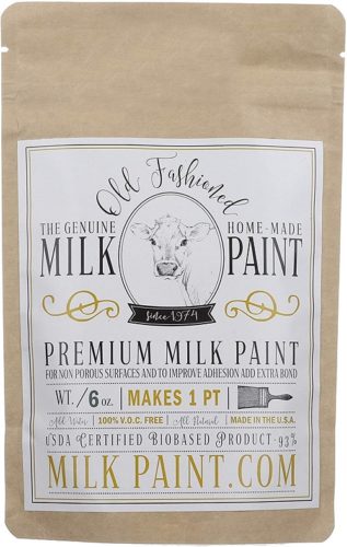 Color de la pintura de leche a la antigua usanza